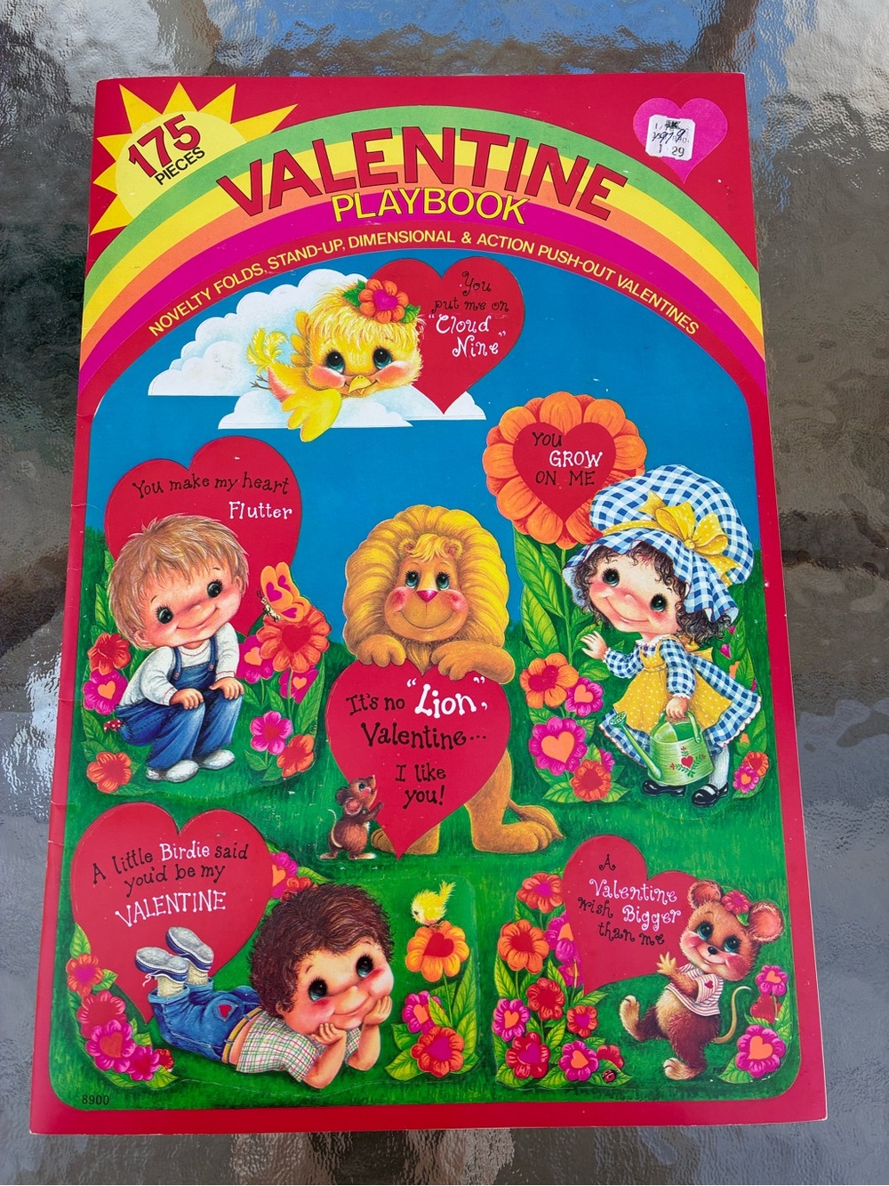NOS Vintage 1975 Giant 175 Piece Novelty Valentine Playbook Push-Out Fun Time